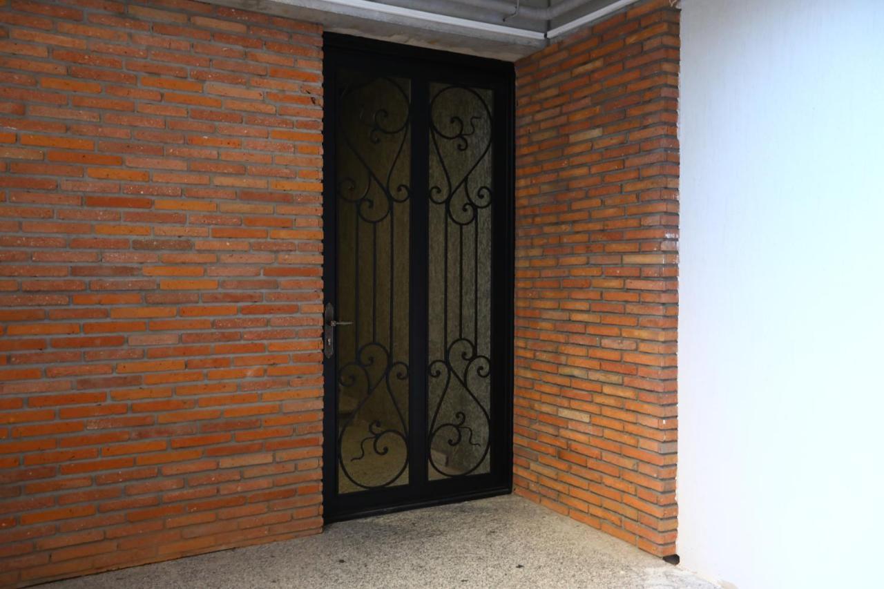第比利斯Brick House II公寓 外观 照片